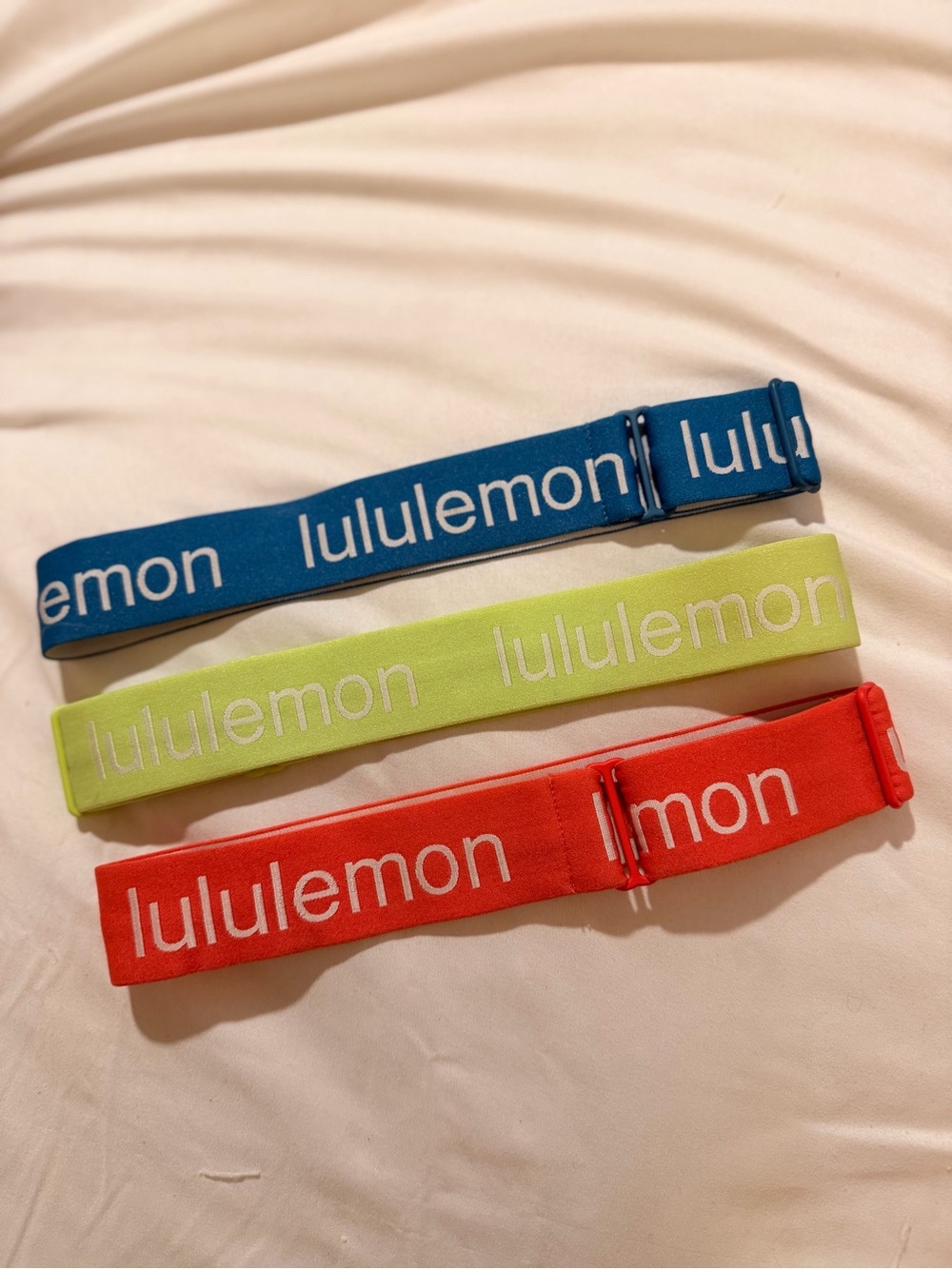 Lululemon athletica Elastic Logo Headbands- 3 available. Comes with Lulu bag!
